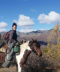 Equestrians exploring the Yukon 