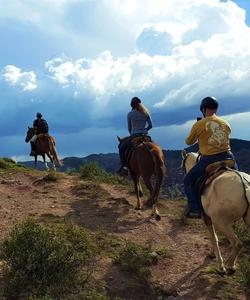 Andes Riding