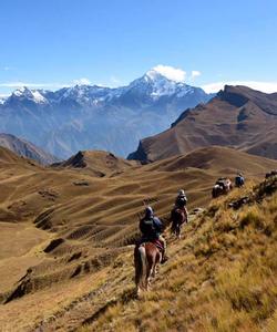 Peru Hose Riding