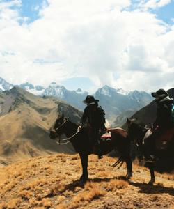 Peru Hose Riding