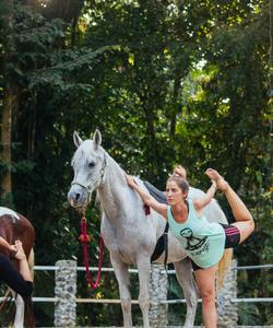 Horses Yoga