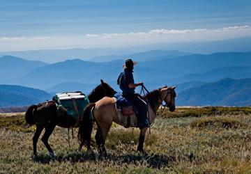 Australia Horseback Riding: Where to Go for the Best Riding Trails